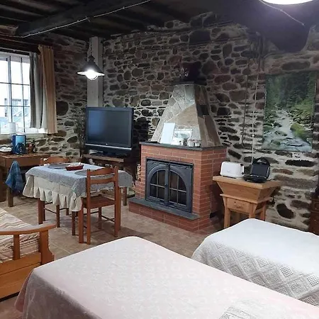 Casa Do Hiebra Rural Ribeira Sacra Holiday home Castroncelos