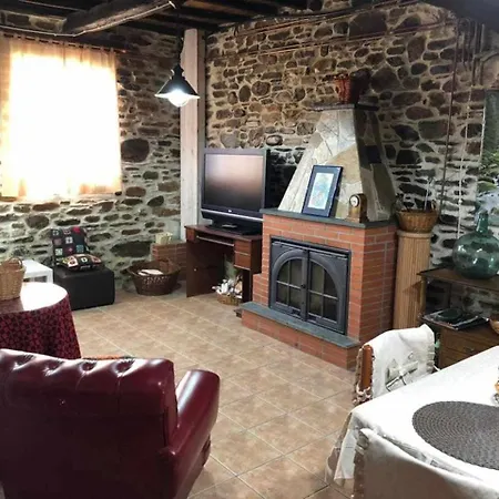 Casa Do Hiebra Rural Ribeira Sacra Holiday home Castroncelos