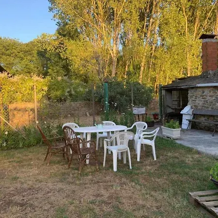 Holiday home Casa Do Hiebra Rural Ribeira Sacra Castroncelos